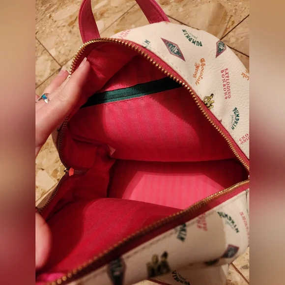 Honeydukes Mini Backpack - Picture 7 of 8